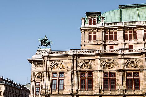 Wiener Staatsoper - Credits: Sofia Vargaiová